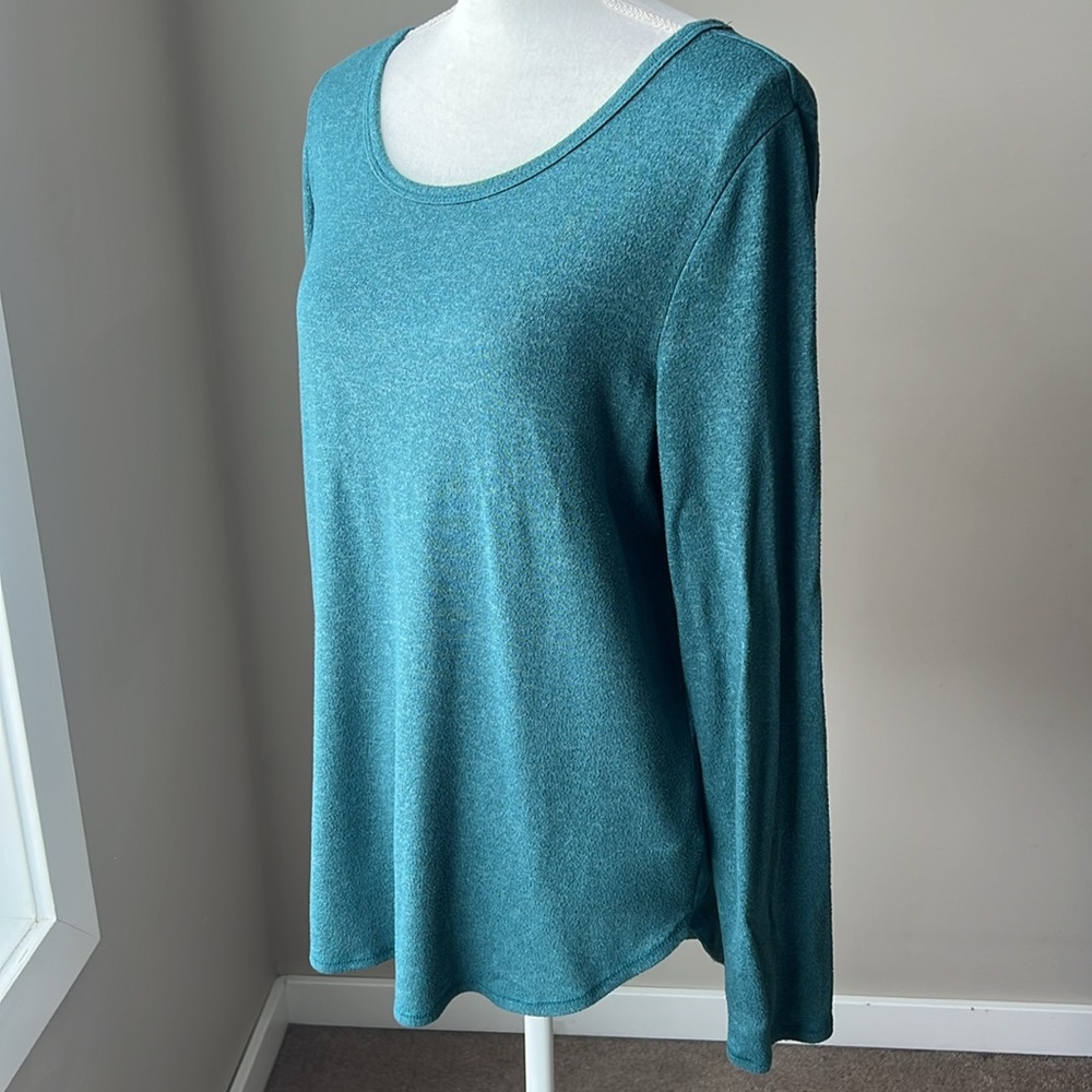 Old Navy Long Sleeve Top - Picture 6 of 12